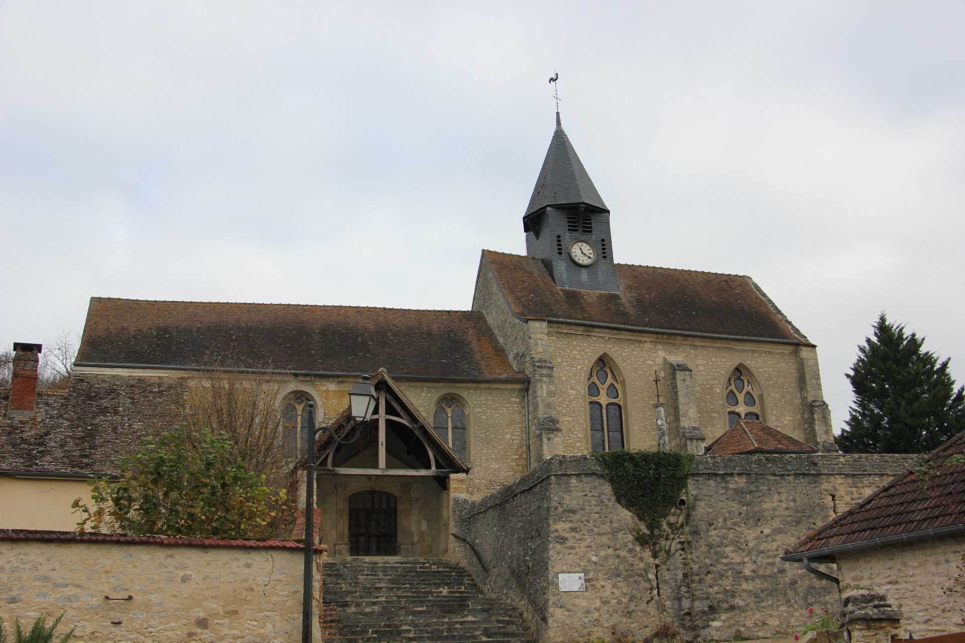 Église - Montreuil Sur Epte----Foto/FB